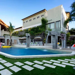 18 Loft At Kuta Kuta Lombok